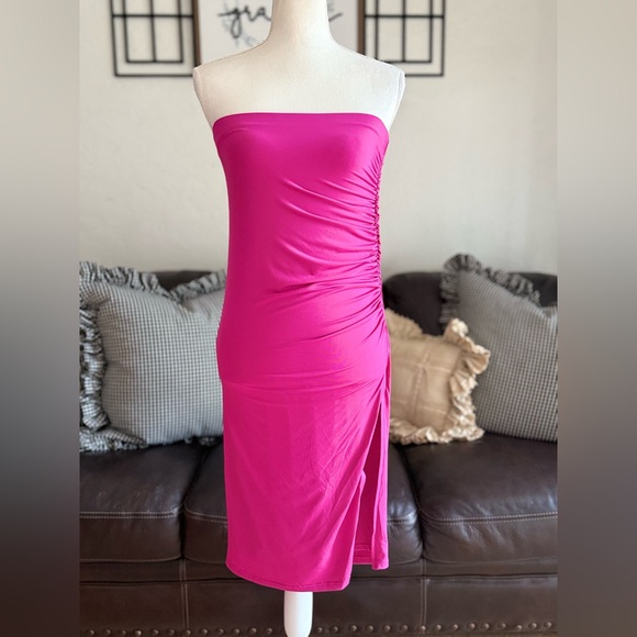 Superdown Mini Dress Women’s‎ Size M Fuchsia Strapless Bodycon Side Slit Party - Picture 1 of 11